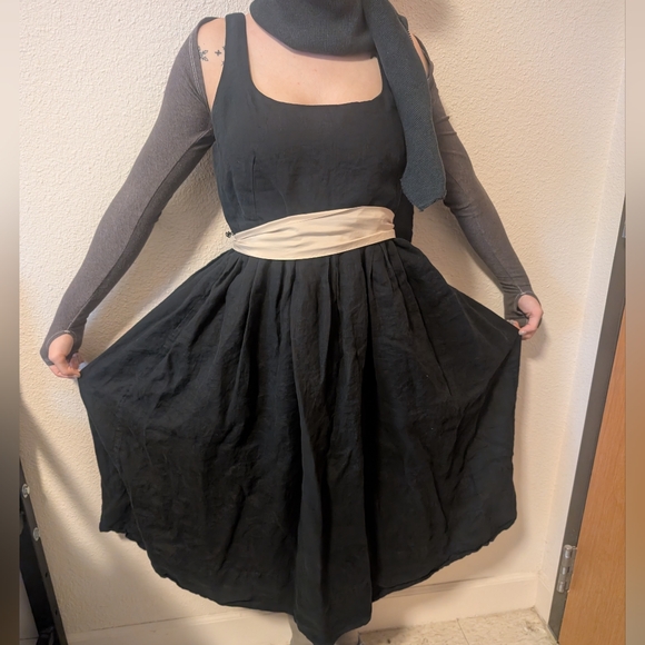 Banana Republic dress - Picture 6 of 6